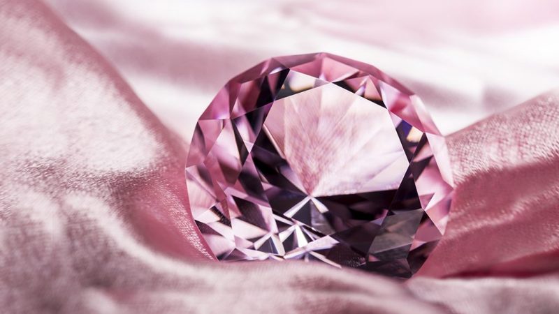 Details to keep in mind when selling pink diamonds